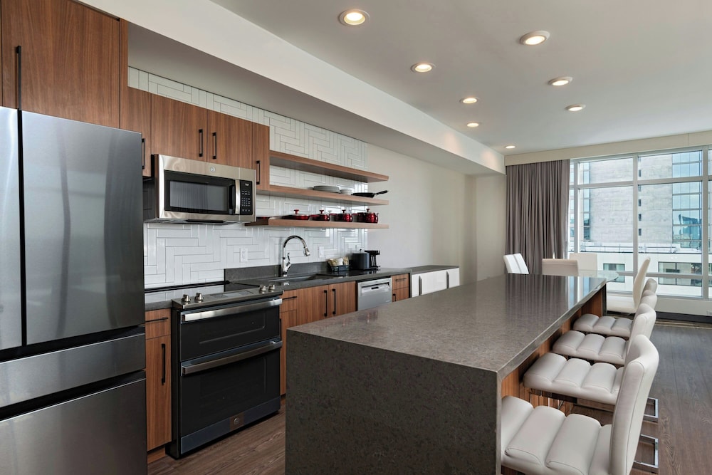 Fairfield by Marriott Inn & Suites Austin Downtown - photo 24