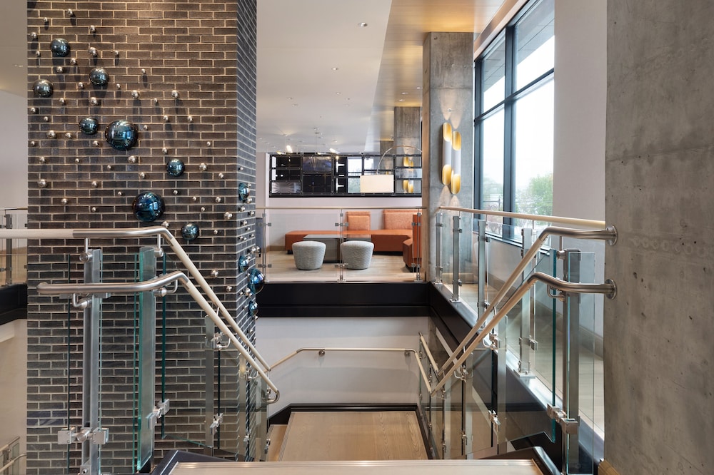 Hampton Inn & Suites Watertown Boston - photo 26
