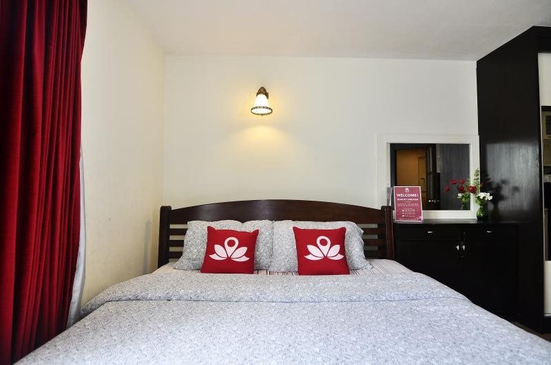 Hash Silom Apartment @ Silom Soi 3