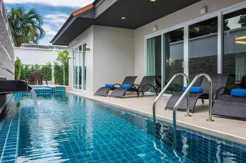 The Time Poolvilla - carbon neutral hotel in Pattaya