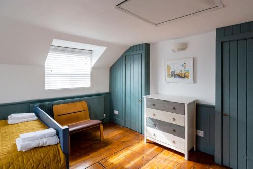 Old Anchor Cottage in Broadstairs Exclusive unmissable deals Book now before it's too late — 4-Star Luxury Hotel in Broadstairs, United Kingdom