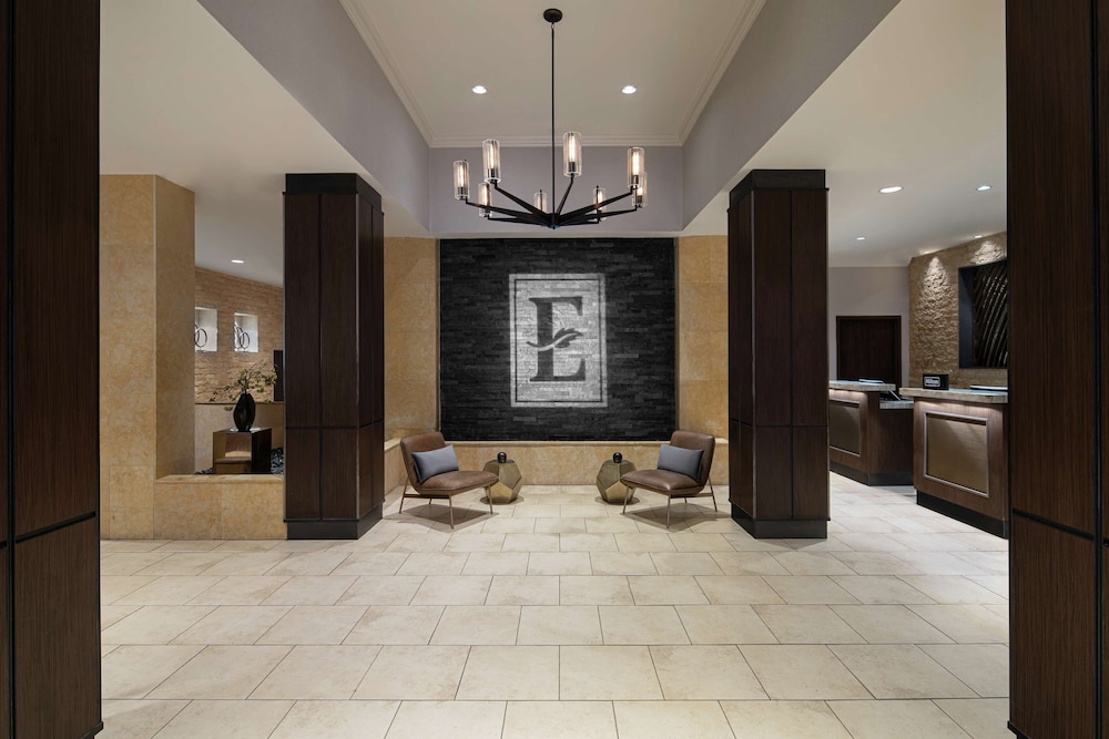 Embassy Suites by Hilton Fort Worth Downtown - photo 3