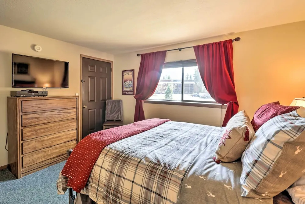 Cozy Ski Chalet 3 Mi to Winter Park Resort - photo 3