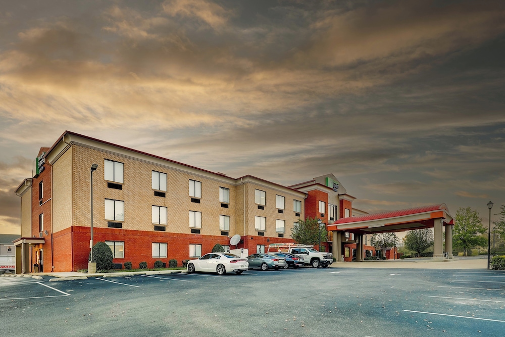 Holiday Inn Express Hotel & Suites Gadsden W Near Attalla by IHG - photo 90