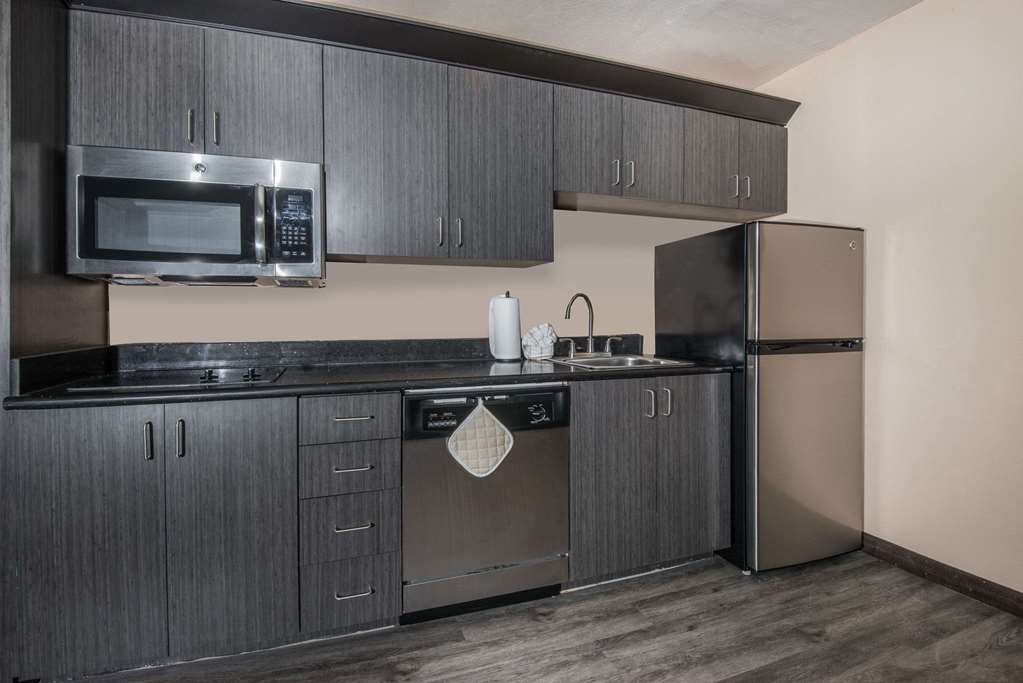 Hawthorn Suites by Wyndham Las Vegas Henderson - photo 16