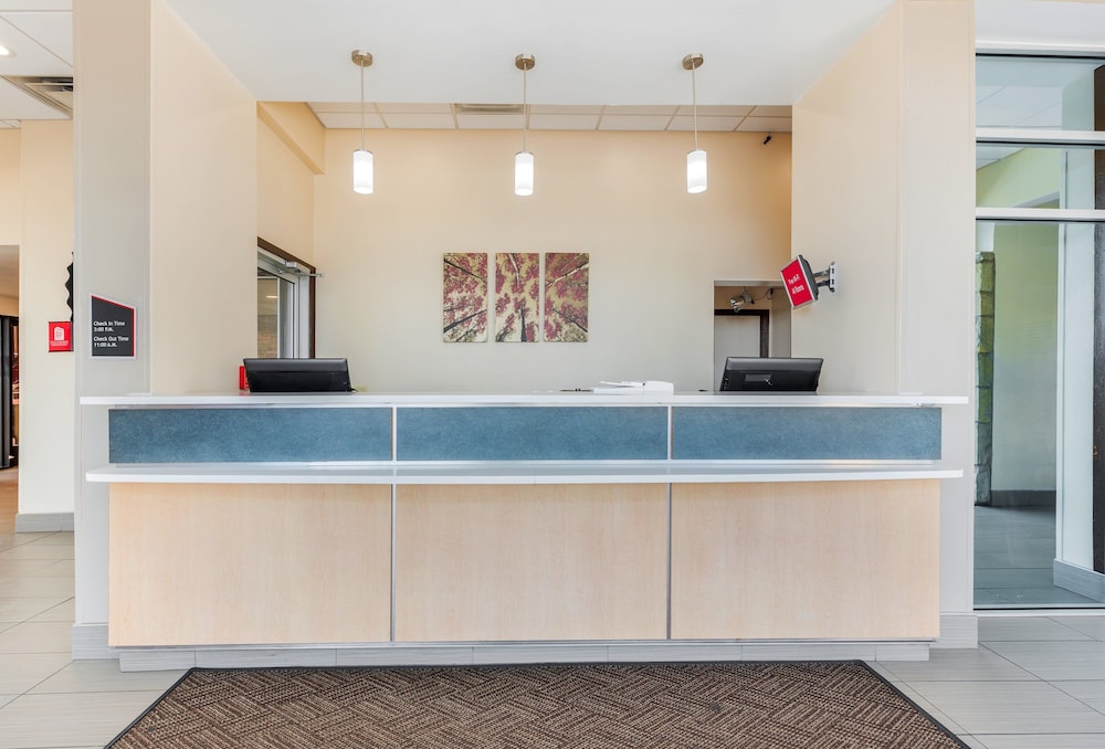 Red Roof Inn Columbus Grove City - photo 8
