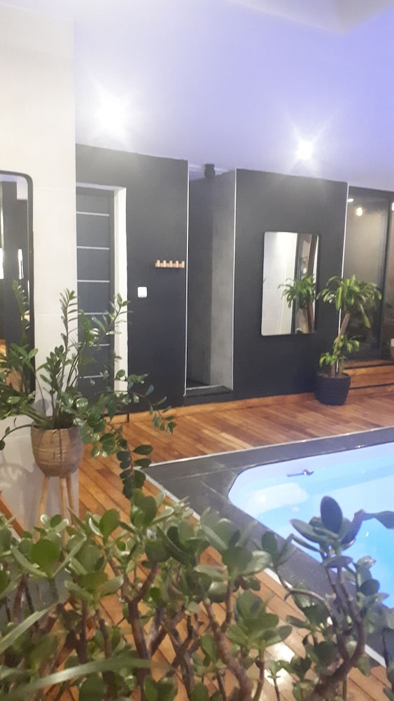 A L'origine — 4-Star Luxury Hotel in Lille, France