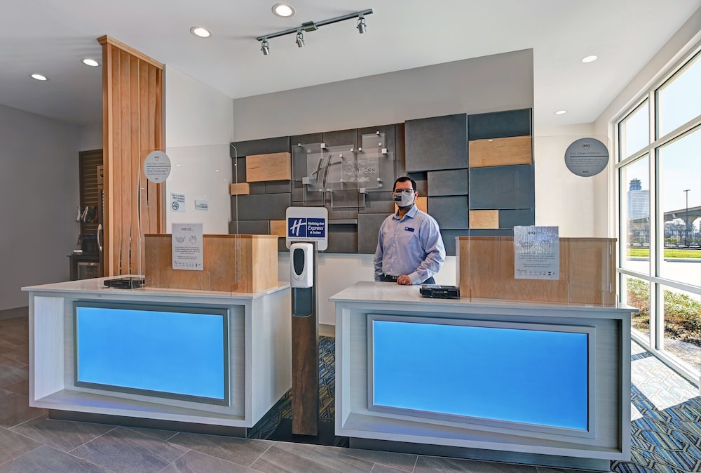 Holiday Inn Express & Suites Houston Memorial City Centre by IHG - photo 51