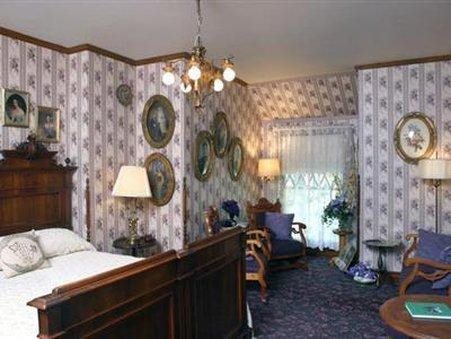 Oakenwald Terrace - last minute hotel in Chatfield