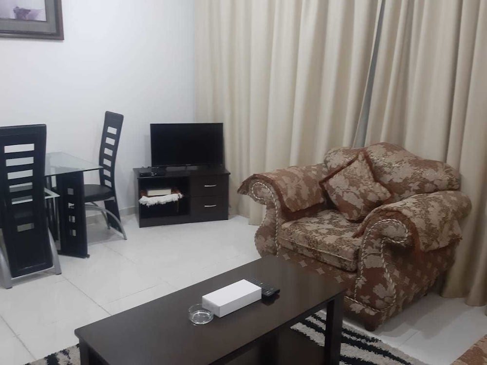 Al Bishr Hotel Apartments — 4-Star Luxury Hotel in Sharjah, United Arab Emirates