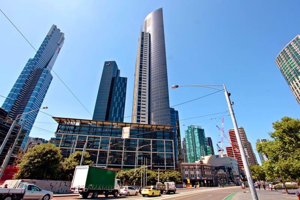 Southbank Apartments Freshwater — 4-Star Luxury Hotel in Southbank, Australia