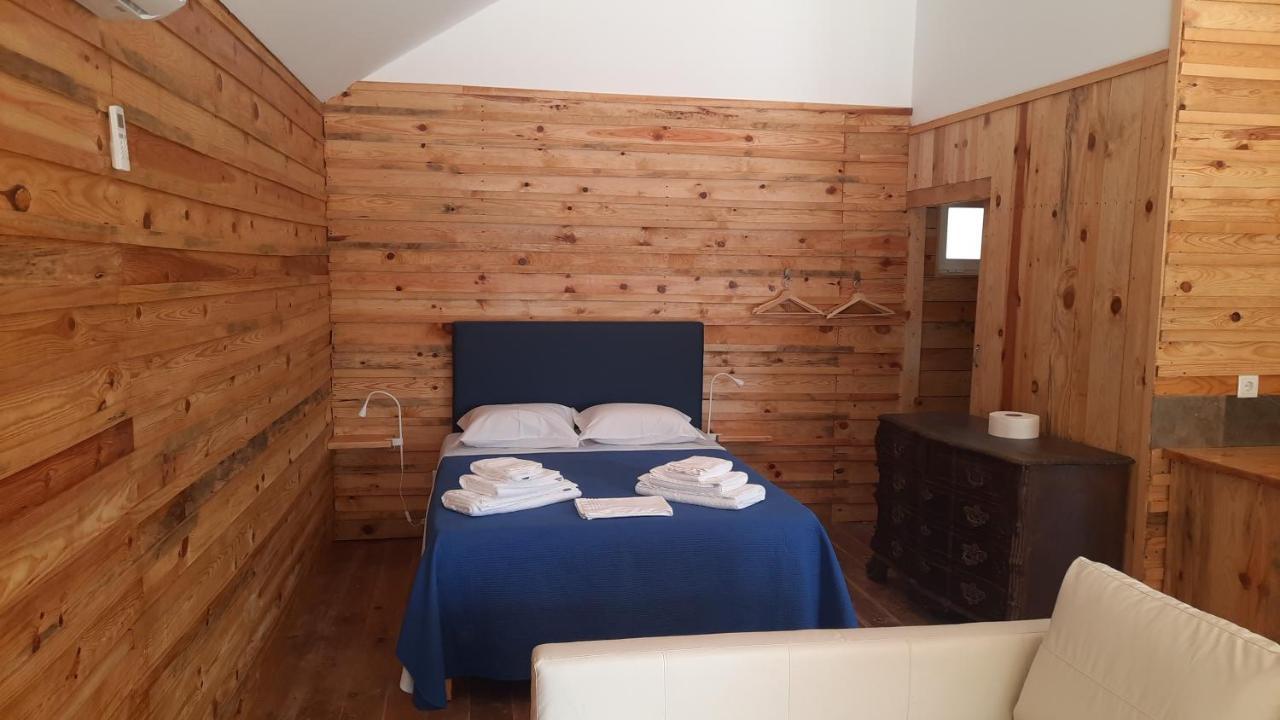 Falcoaria Setubal in Setubal, Portugal