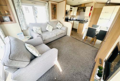 4 Sandringham Patrington Haven Hot Tub Private Garden Parking — Patrington