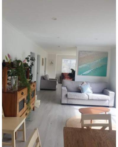 Lorenzen Bay Getaway in Raglan, New Zealand