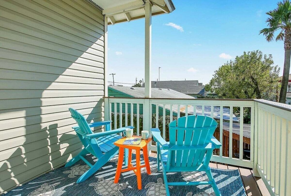 Tortuga Inn - photo 39