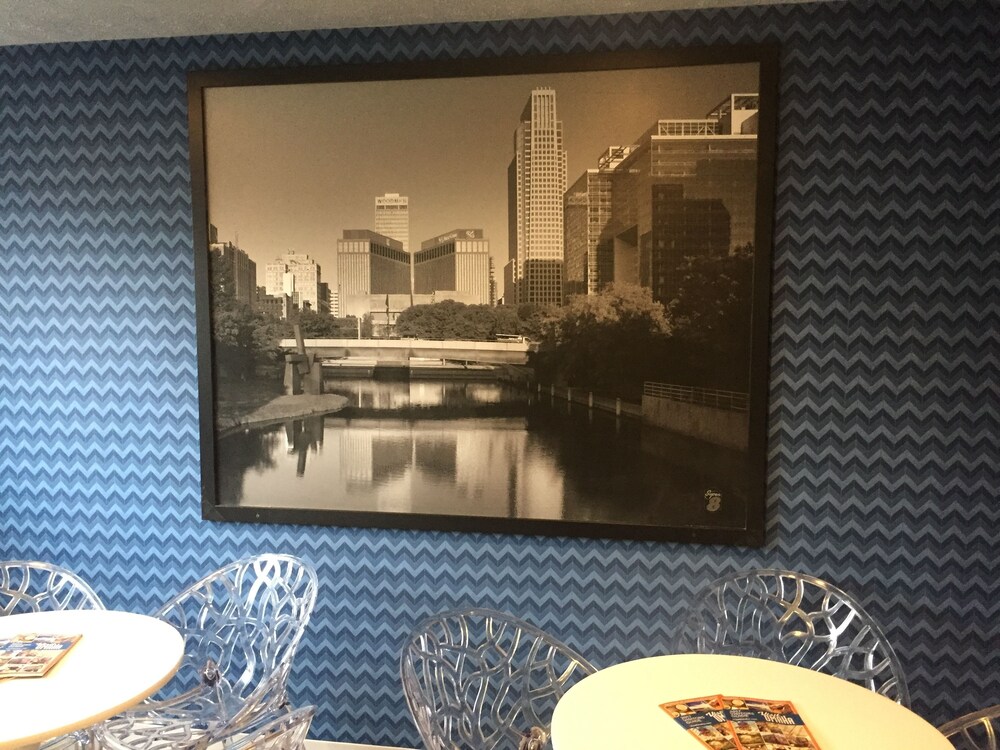 402 Hotel - photo 4