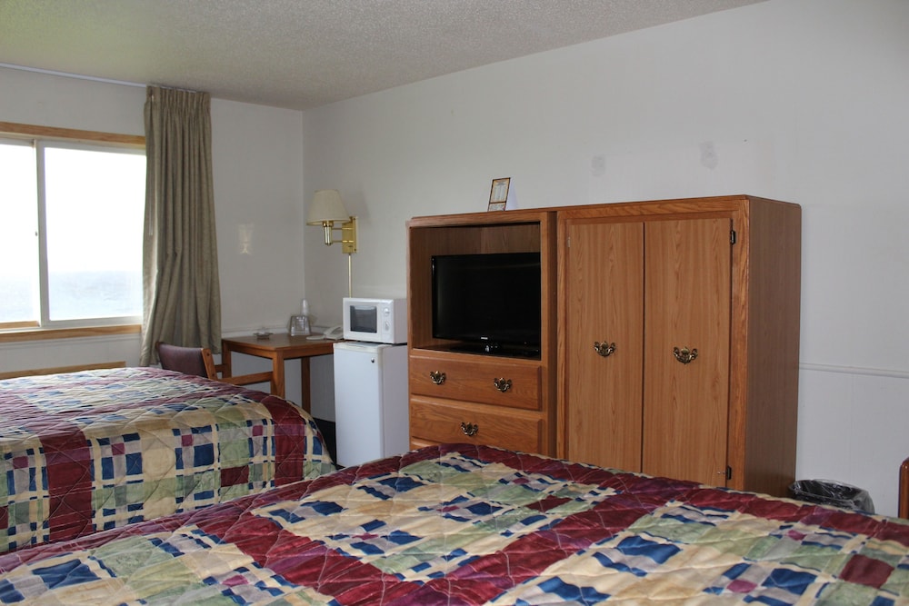 East Grand Inn - photo 10