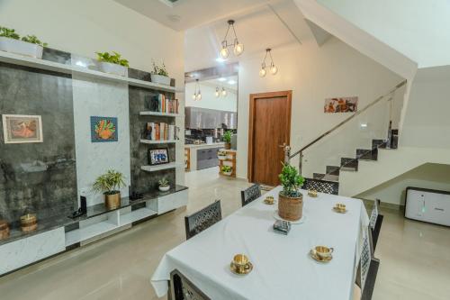 Dhruva Luxury Villa in CBD — 4-Star Luxury Hotel in Dehra Dun, India