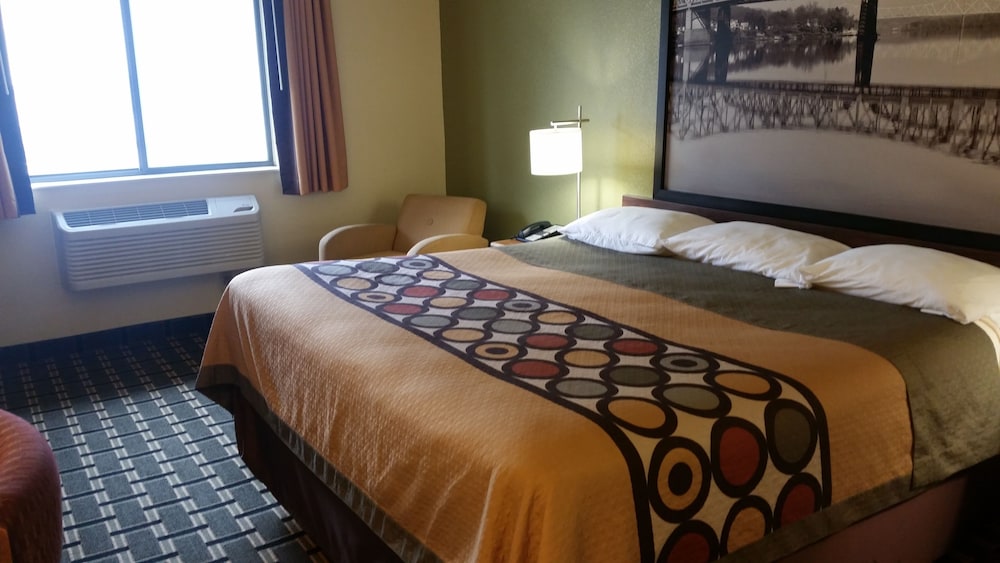 Super 8 by Wyndham Wheeling WV - photo 5