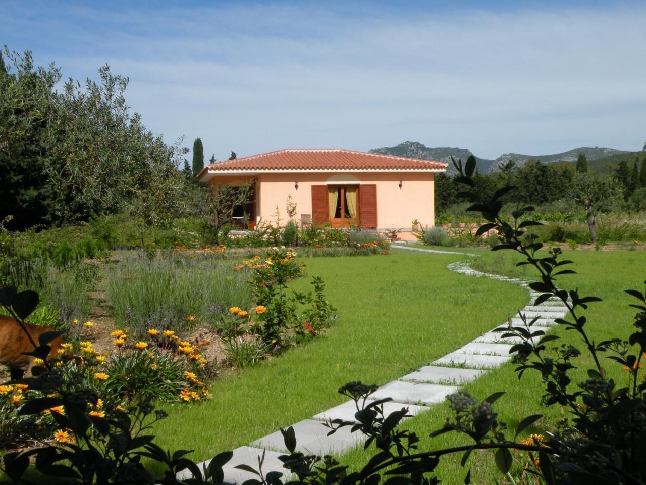 S'arenarju — hotel in Siniscola