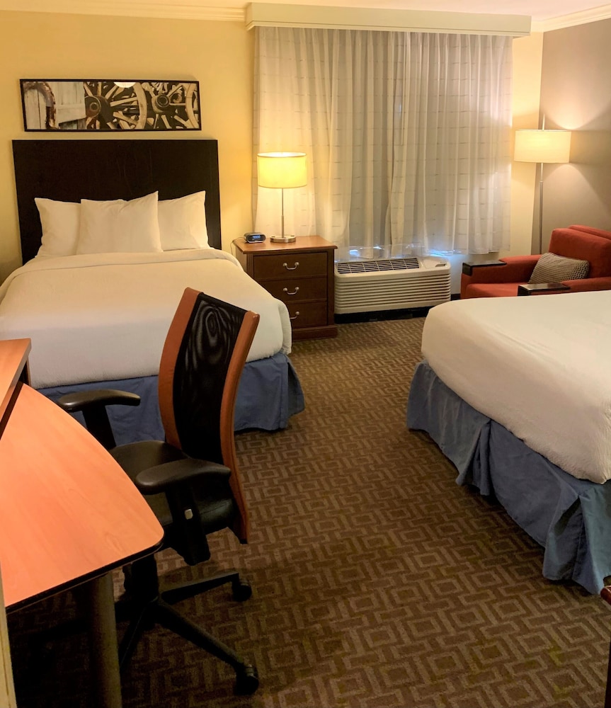 TownePlace Suites by Marriott San Antonio Airport - photo 5