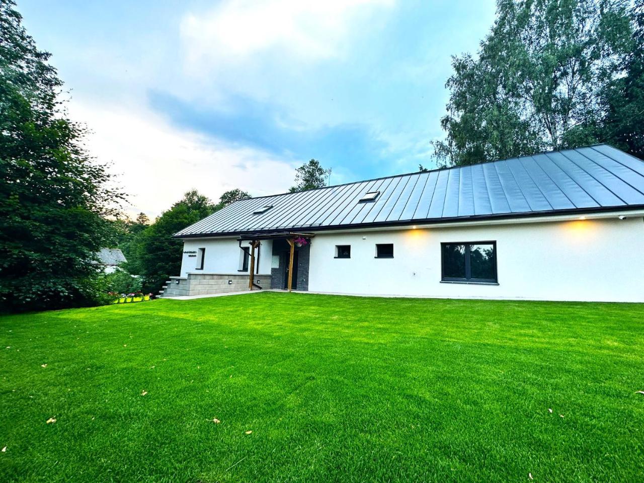 Apartmány Křenov — 4-Star Luxury Hotel in Bernartice, Czech Republic