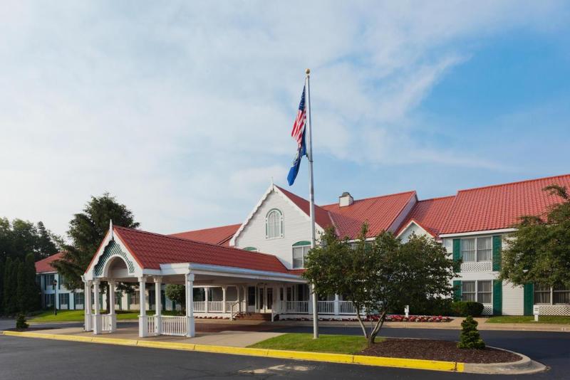Country Inn & Suites by Radisson Holland MI - photo 11