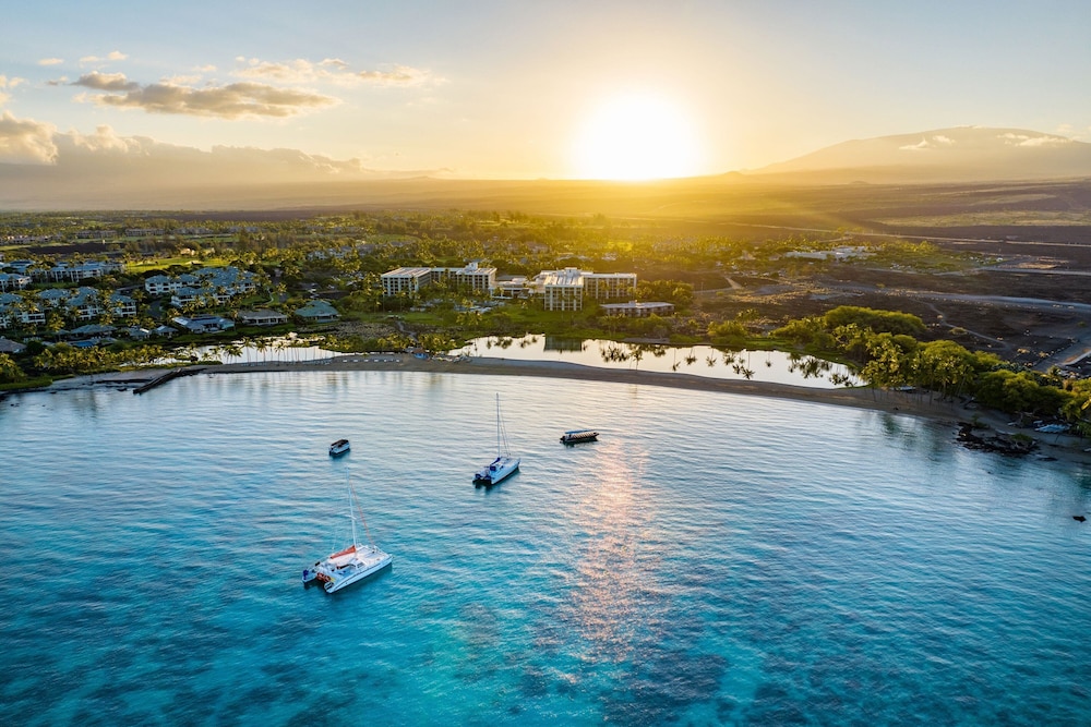 Waikoloa Beach Marriott Resort & Spa — hotel in Waikoloa