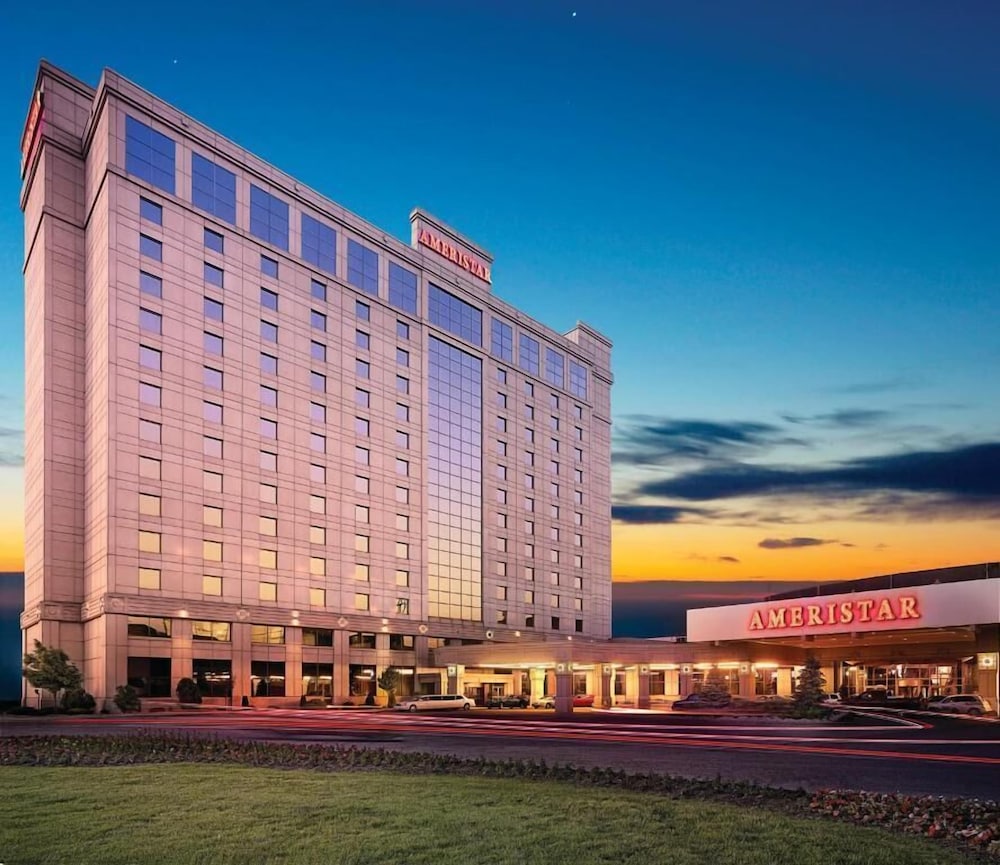 Ameristar Casino Hotel East Chicago — 4-Star Luxury Hotel in East Chicago, United States