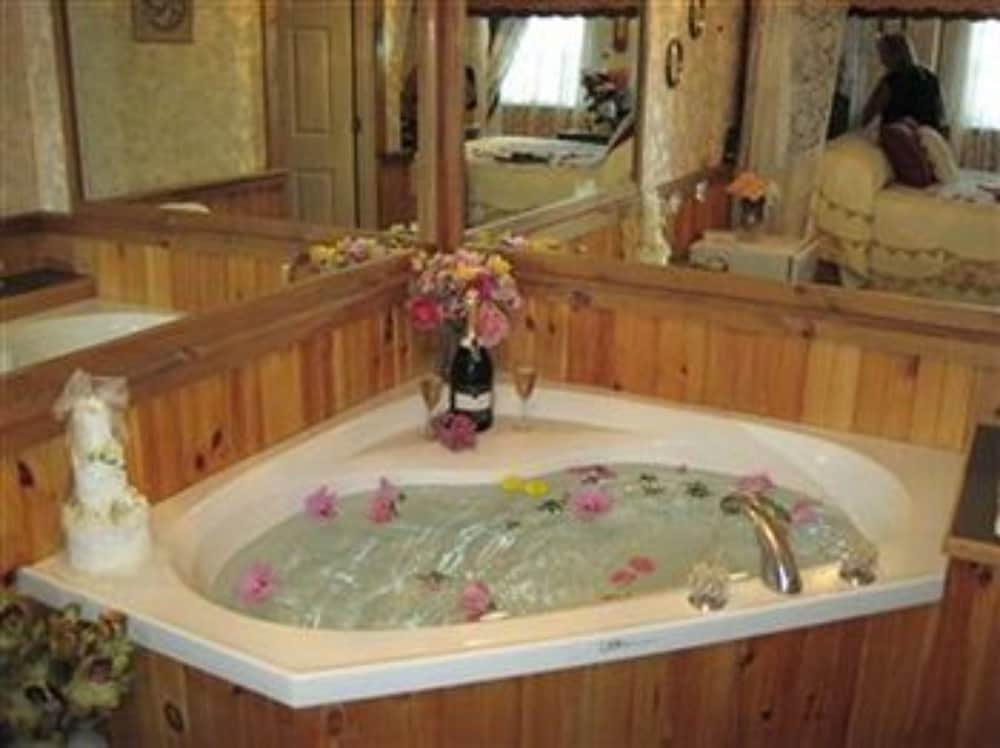 Berry Patch Bed and Breakfast - photo 29