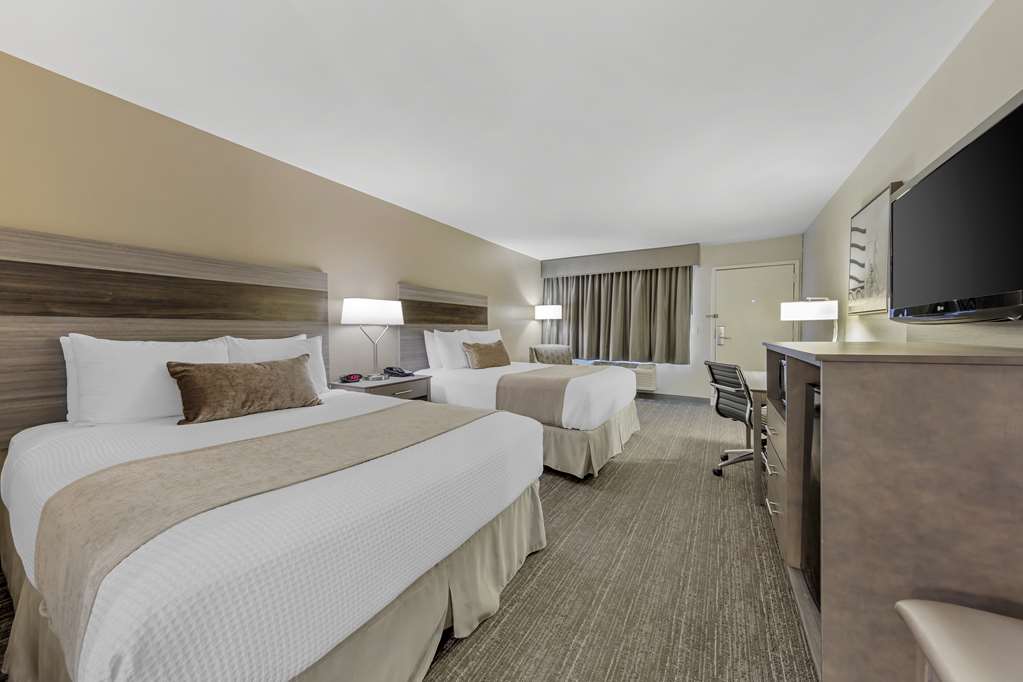 Best Western Plus Executive Inn - photo 25