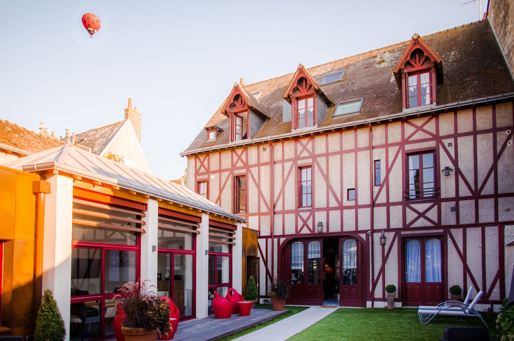Hotel Au Charme Rabelaisien — Amboise