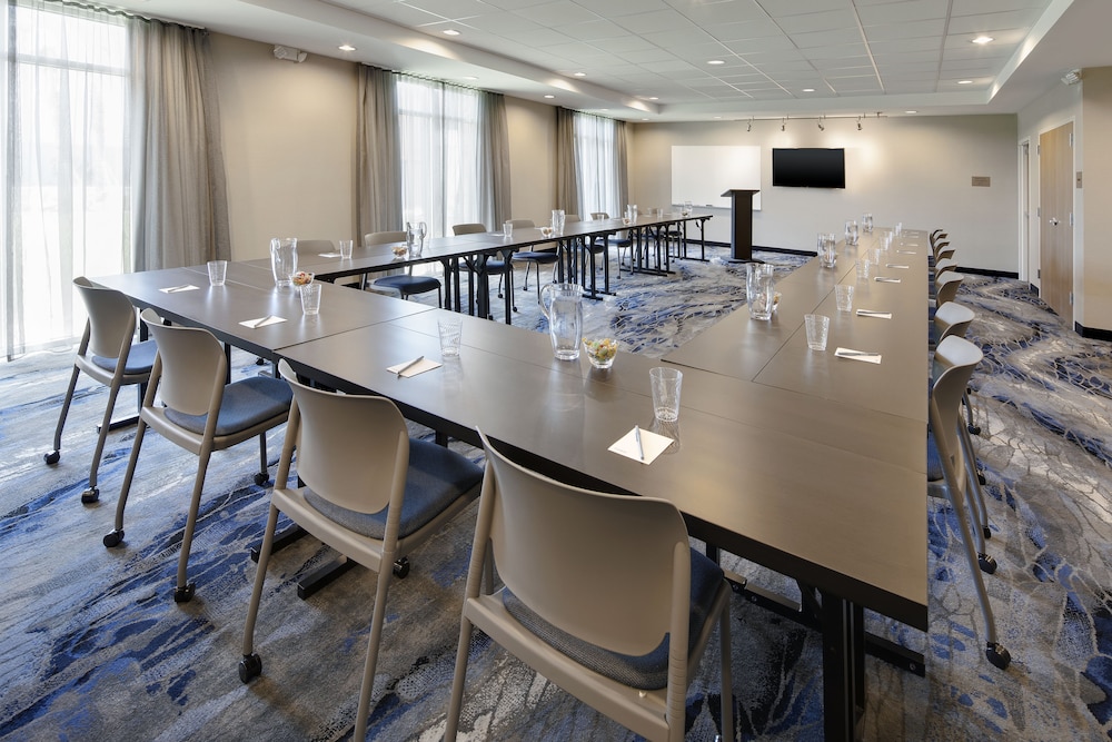 Fairfield Inn & Suites by Marriott Tampa Wesley Chapel - photo 32