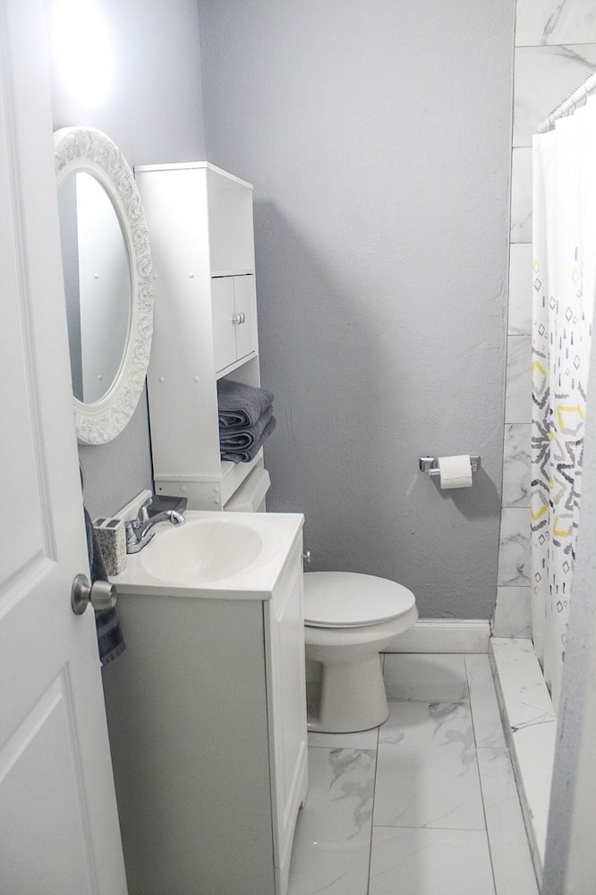 Modern space in the heart of Tampa - photo 12