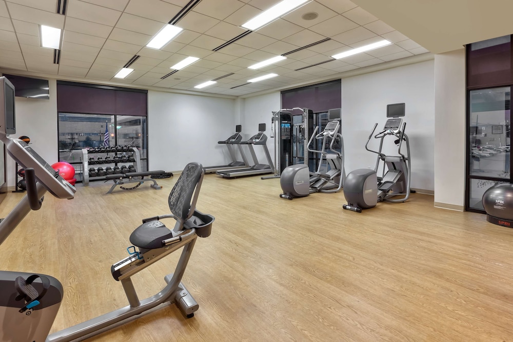 Homewood Suites by Hilton Pittsburgh Downtown - photo 34