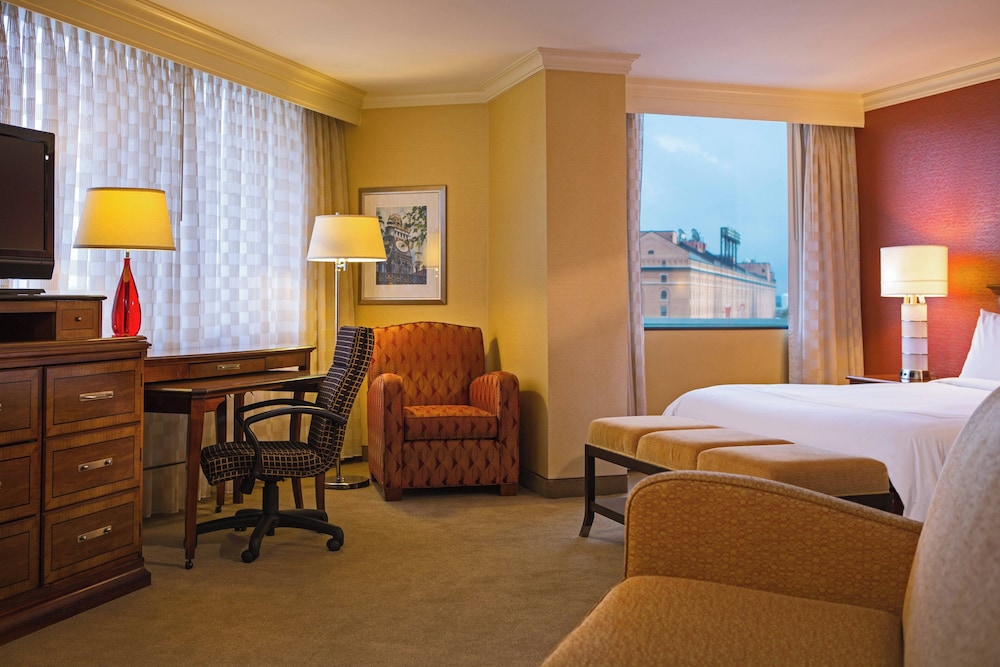 Baltimore Marriott Inner Harbor at Camden Yards - photo 8