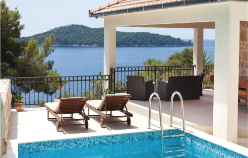 5 Bedroom Cozy Home In Prizba — 4-Star Luxury Hotel in Blato, Croatia