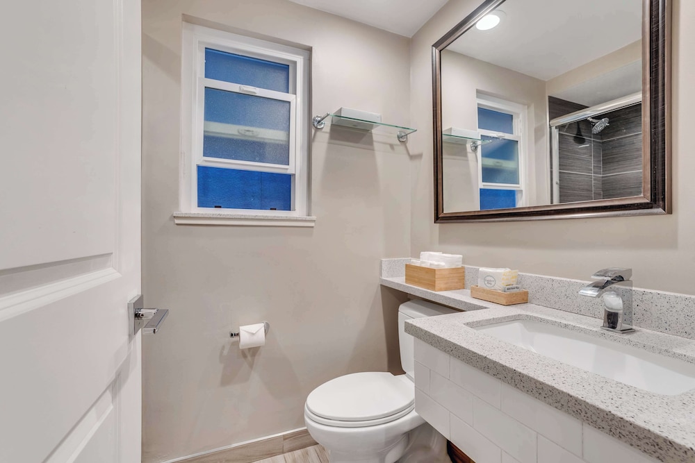 Sather Berkeley SureStay Collection by Best Western - photo 22