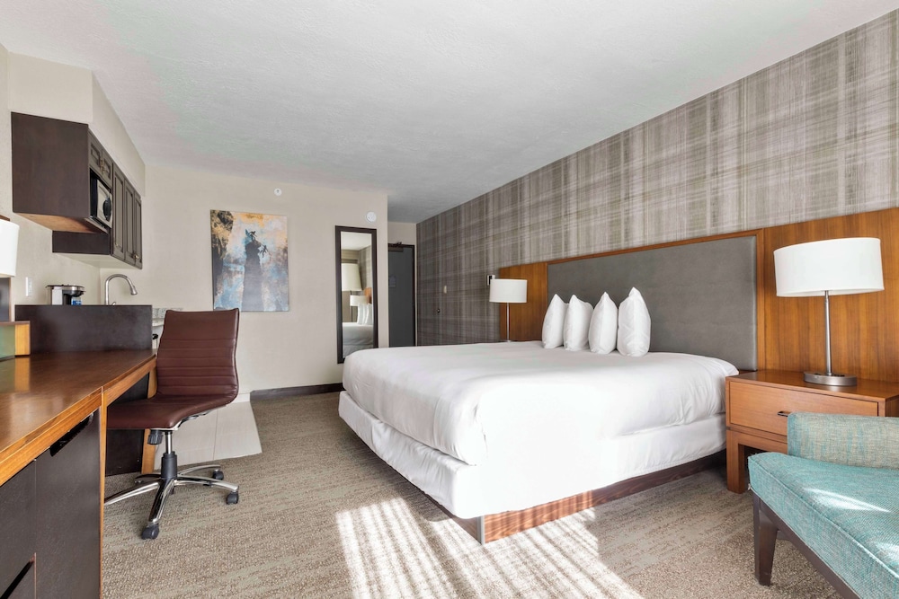 DoubleTree by Hilton Hotel Park City The Yarrow - photo 19