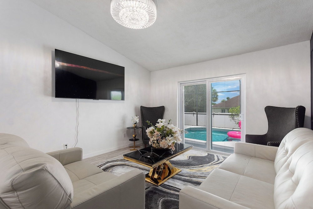 Breathe Easy at Solterra Resort by Shine Villas condo - photo 146