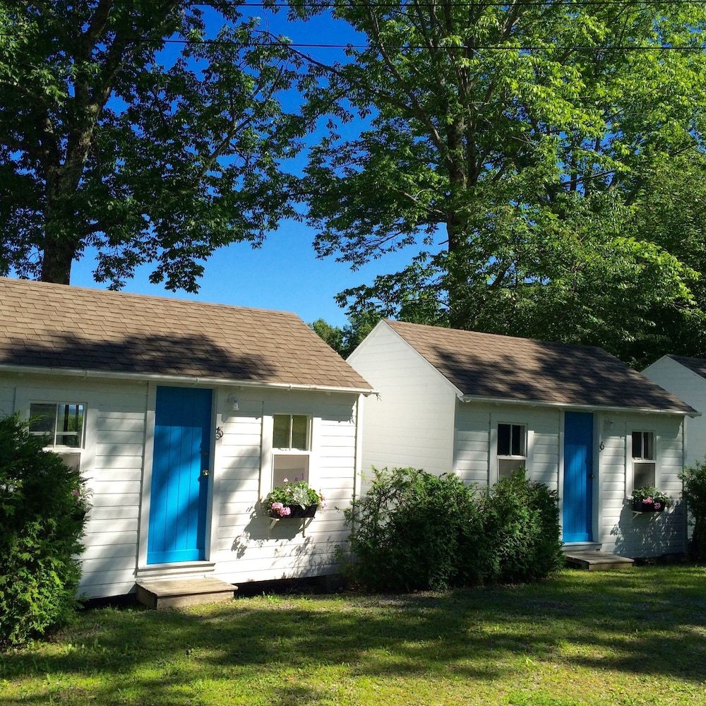Lincolnville Motel - photo 23