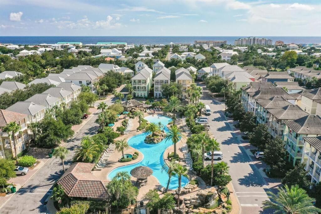 Villages of Crystal Beach 202 - carbon neutral hotel in Destin