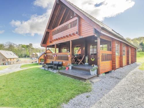 Sun View Lodge — 4-Star Luxury Hotel in Llanbedr, United Kingdom