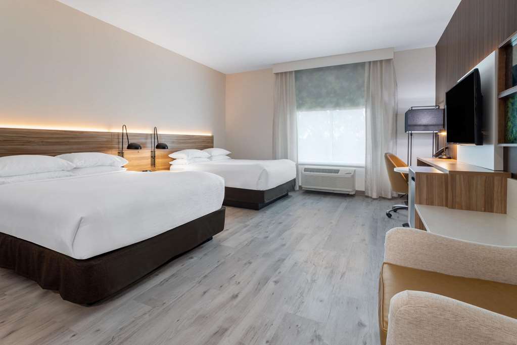 Wyndham Garden Orlando Airport - photo 18