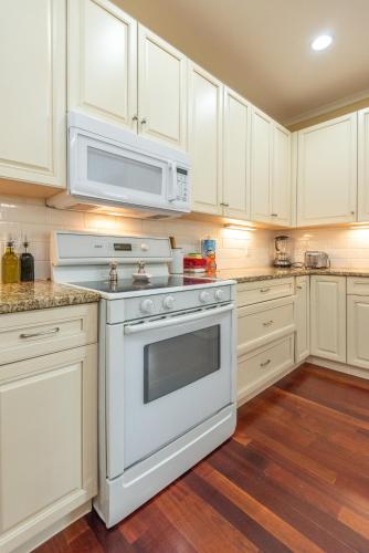 New Listing 114A W Hudson Ave Open Layout Close to Everything - photo 46