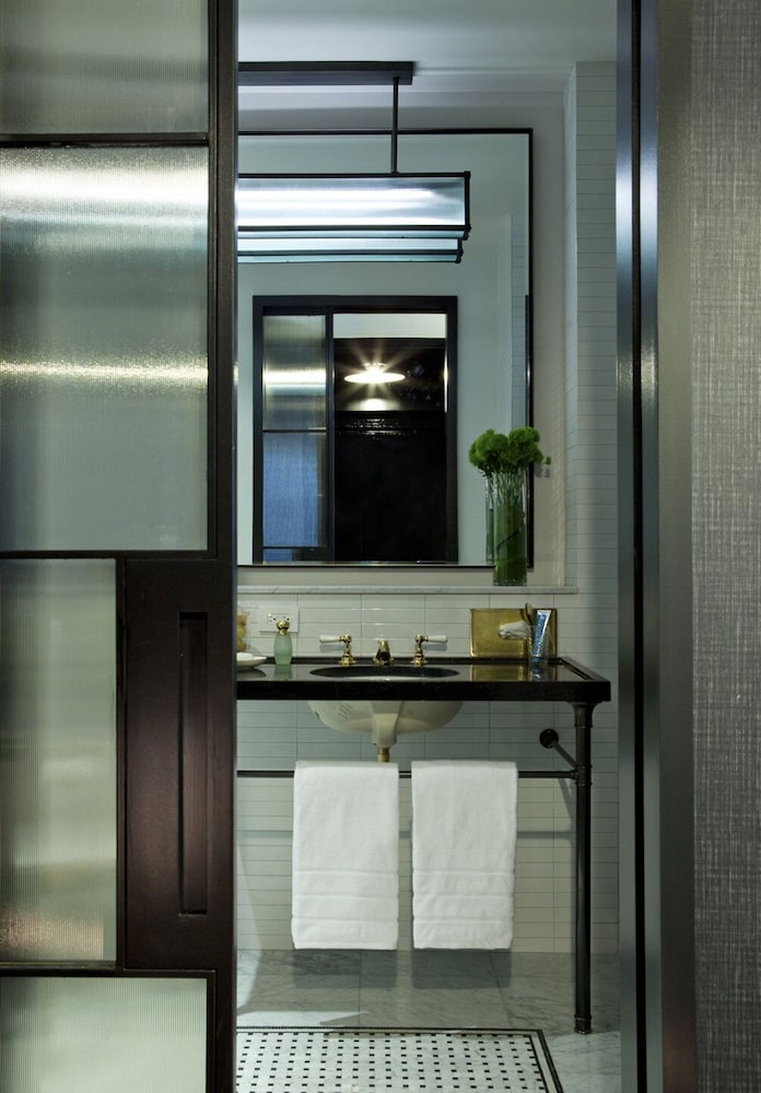 Refinery Hotel - photo 25
