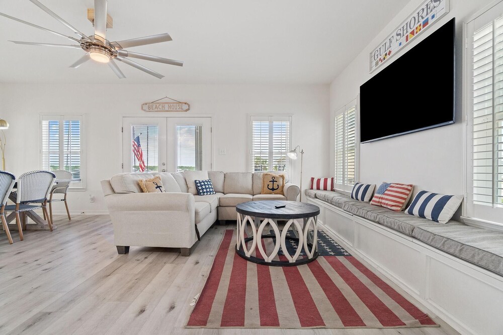 Red White and Beach - photo 44