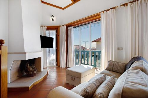 A Casa da Concha — 4-Star Luxury Hotel in Marinha Grande, Portugal