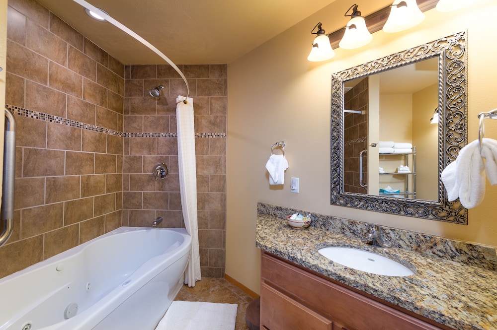 Icicle Village Resort - photo 8