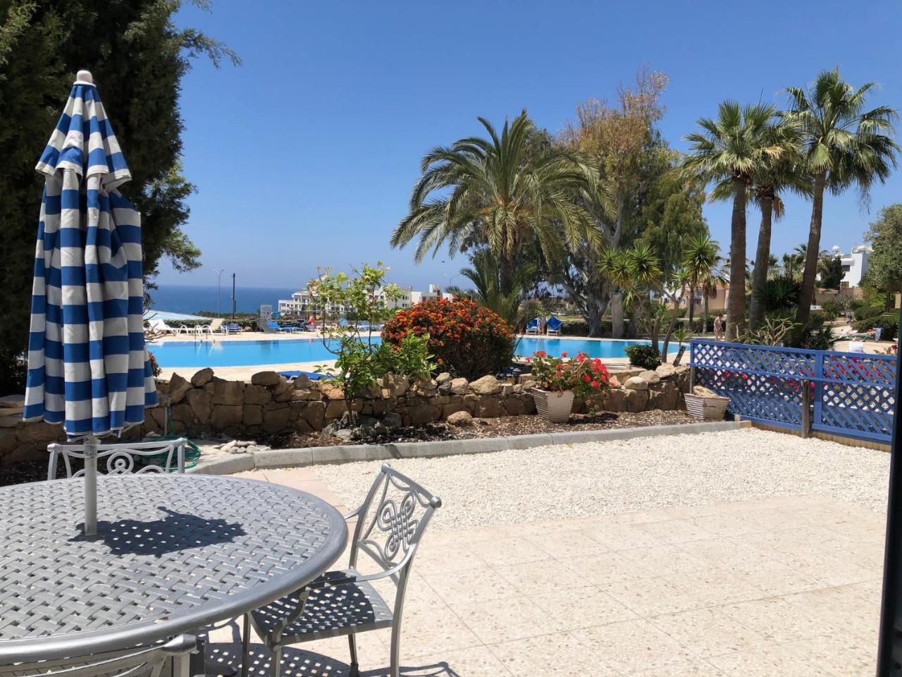 Kings Palace superb 2 bed ground floor apartment
